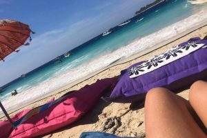 Penginapan Di Pantai Pink Lombok