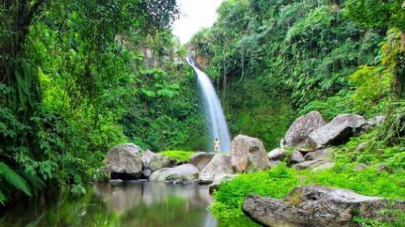 Air Terjun Segenter Lombok Barat