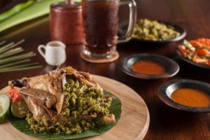 Liburan wajib ke Rumah Makan Roemah Langko Kota Mataram