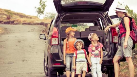 Flexible Holidays on Pulau Seribu Masjid: Rent a Car in Lombok