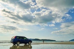 Menjelajahi Keajaiban Pulau Lombok: Liburan Seru Bersama Rental Mobil