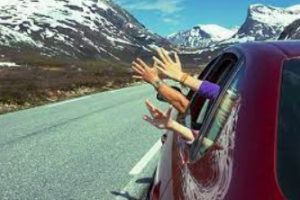 Liburan Mandiri di Lombok: Rencana Perjalanan dengan Mobil Sewa